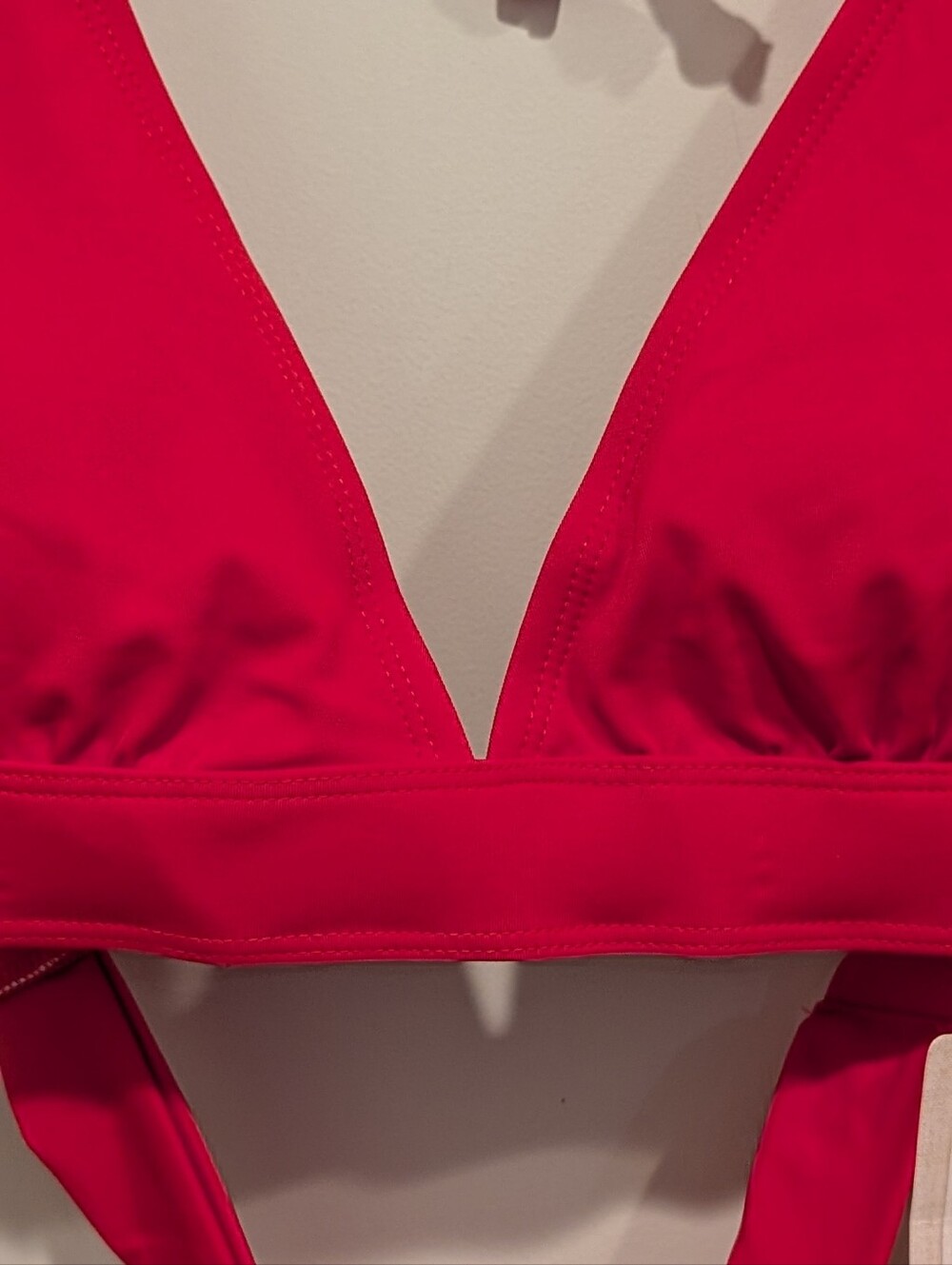 Peyton & Parker Red Triangle Halter Bikini Top Size Small - Picture 4 of 7